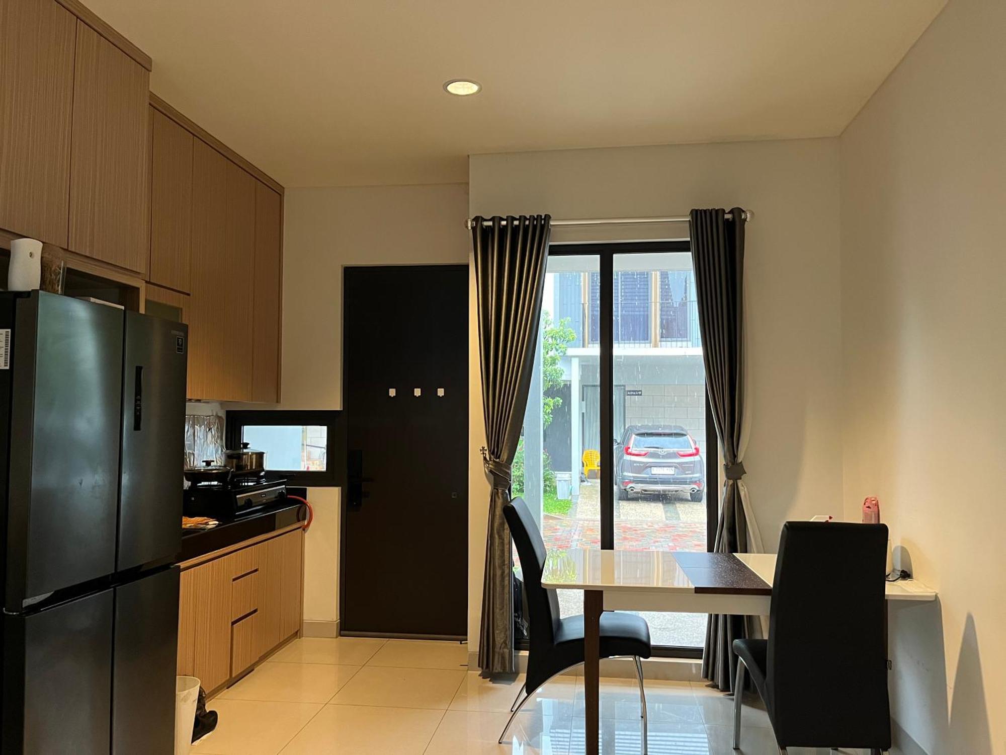 2 Floor Cozy House In Wisteria Jakarta Garden City Buitenkant foto